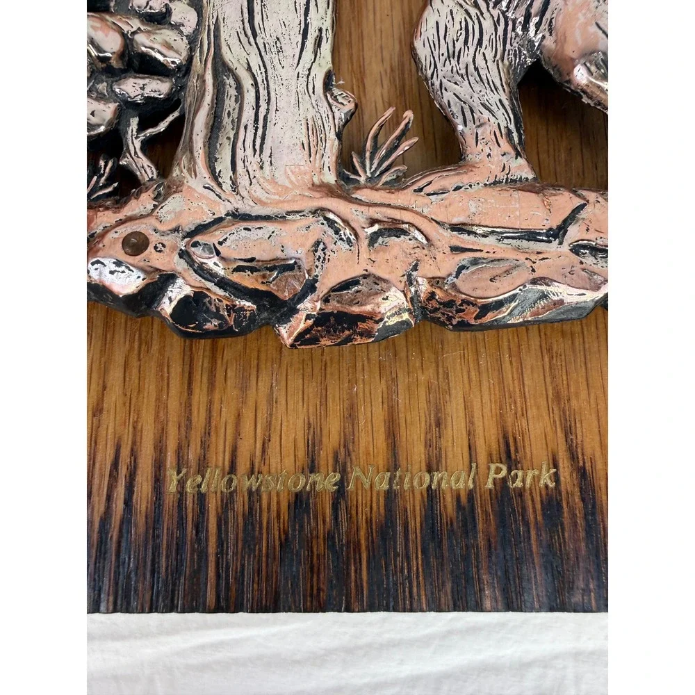 Yellowstone National Park Bear Family Copper Relief Wood Wall Plaque Souvenir